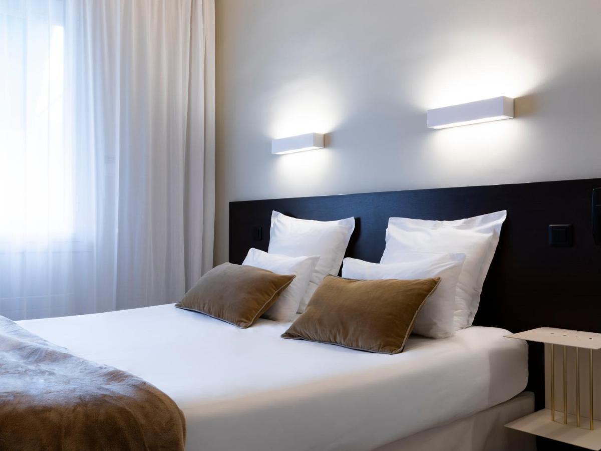 MOKA Hôtel Lorient Buitenkant foto